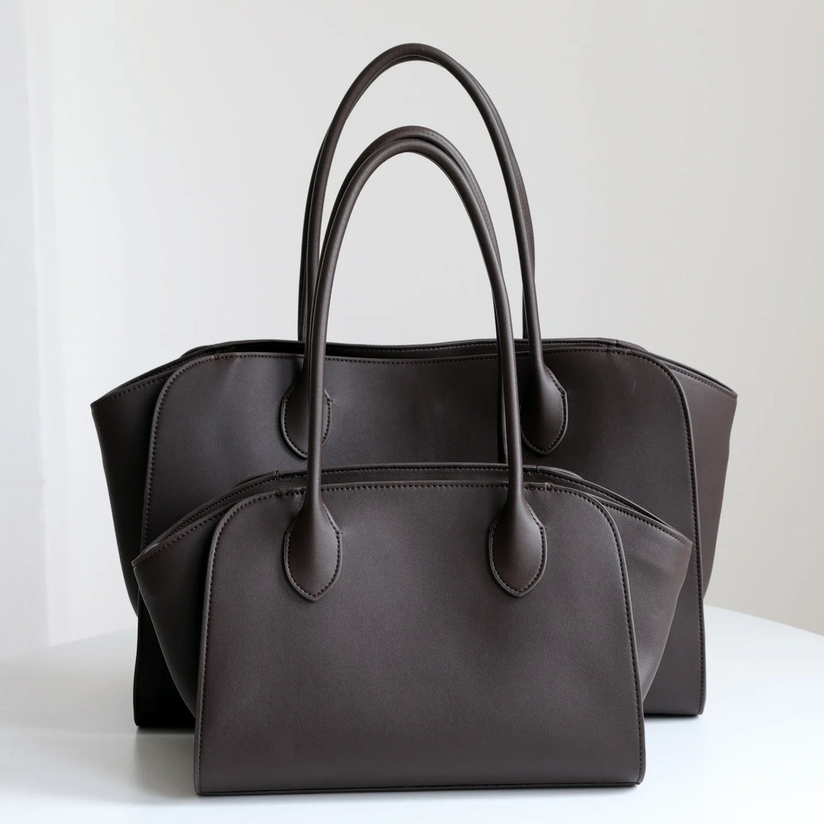 Genuine leather TOT bag 2026 new niche design top layer cowhide minimalist style high quality underarm bag fashion lady handbag